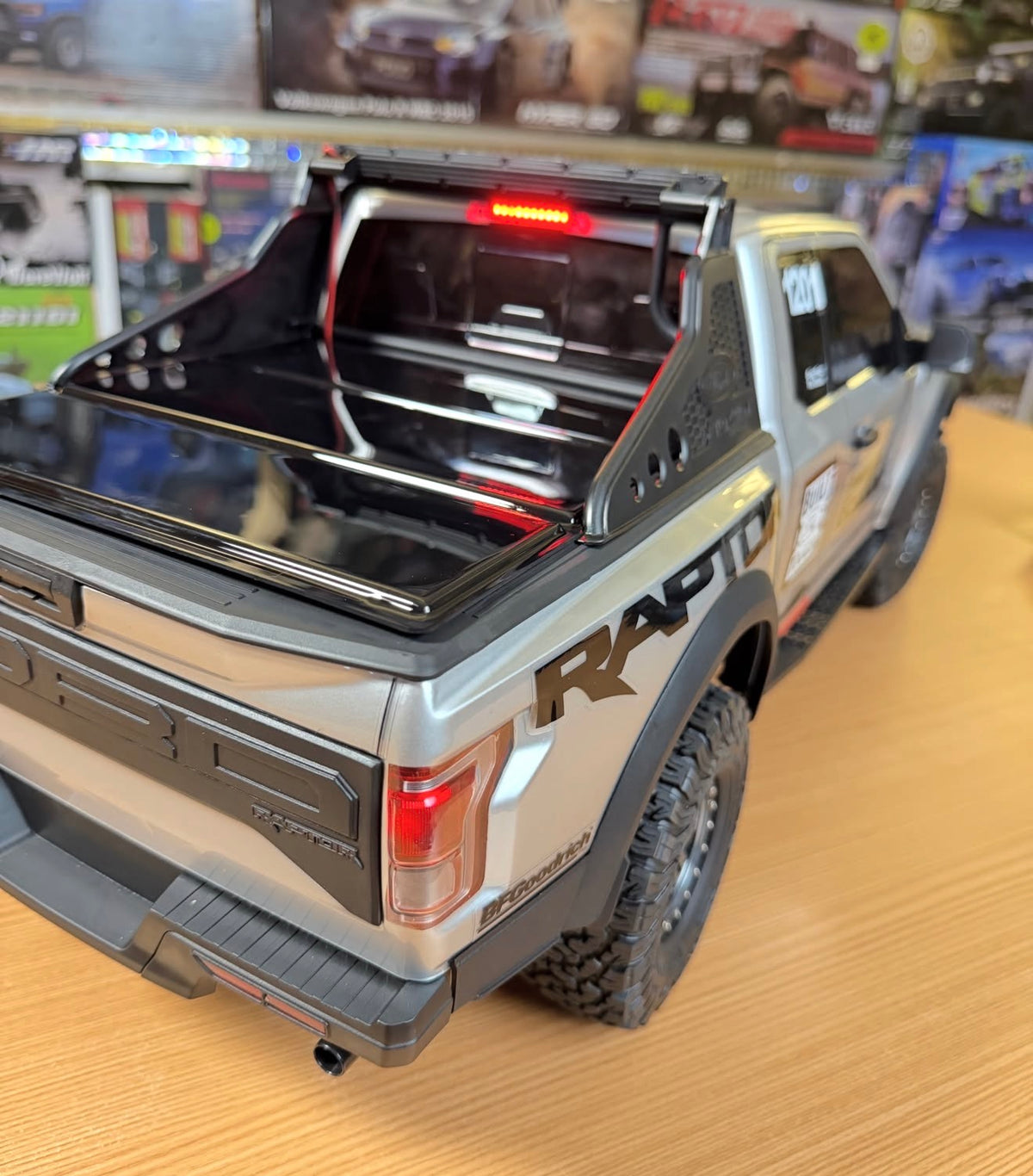 Trudj Ford F-150 RC Pickup Truck – Silver & Black Off-Road Edition